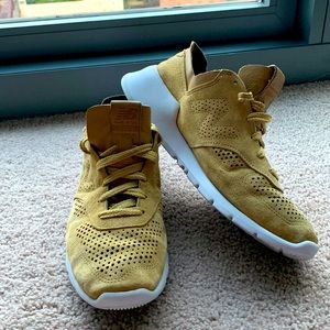 New Balance Mens 1978 Tan Suede Sneakers